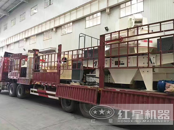 制砂機(jī)發(fā)貨現(xiàn)場(chǎng) 制砂機(jī)發(fā)貨現(xiàn)場(chǎng)