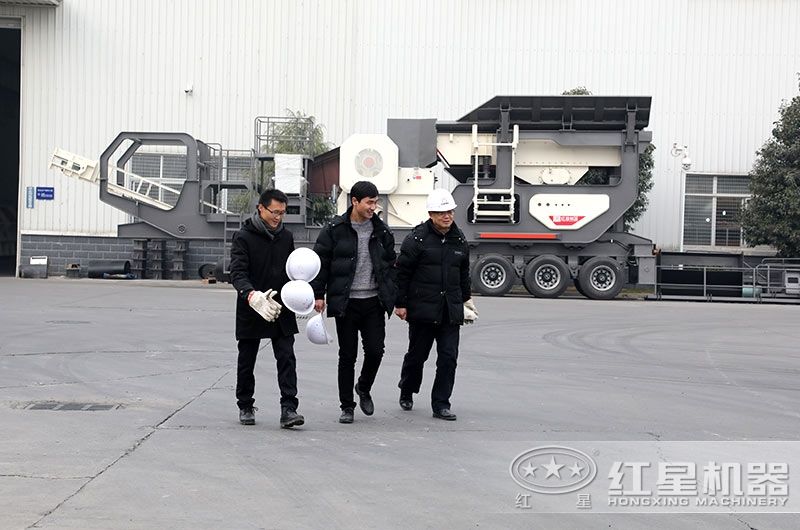 用戶來廠考察檢測設(shè)備 用戶來廠考察檢測設(shè)備