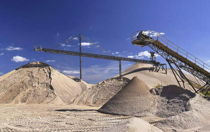 機(jī)制砂石粉太多影響混凝土質(zhì)量怎么辦？砂石洗選機(jī)說：這都不是事