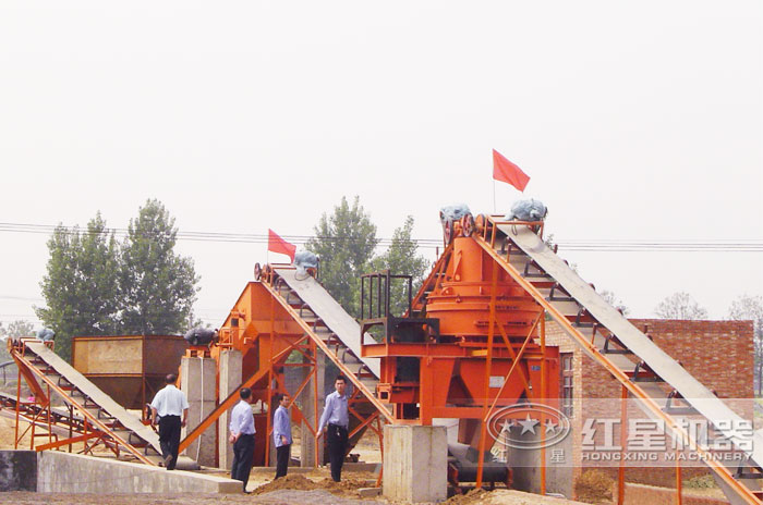 被關(guān)停的沙場 被關(guān)停的沙場