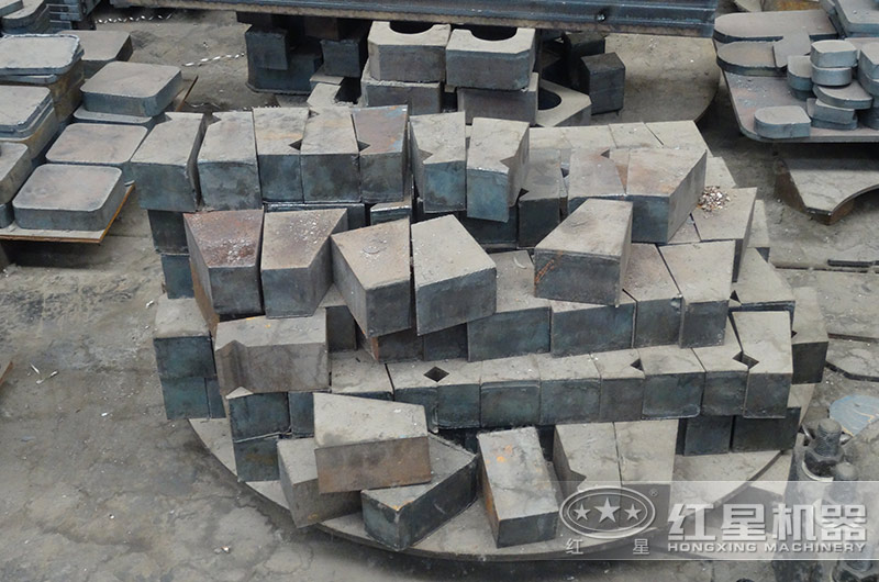 時(shí)產(chǎn)100噸機(jī)制砂整形機(jī)，推薦用HVI制砂機(jī)-好維護(hù)、成品率高