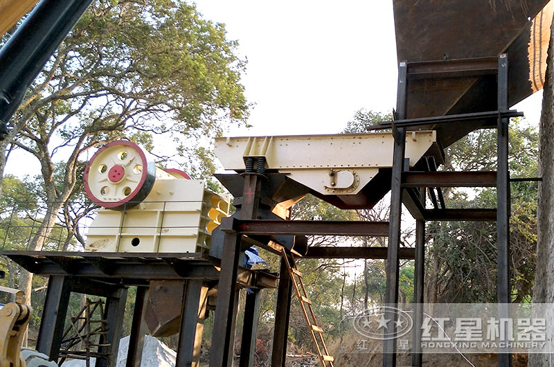 1000*1200顎式破碎機(jī)的價(jià)格是多少錢一臺(tái)？