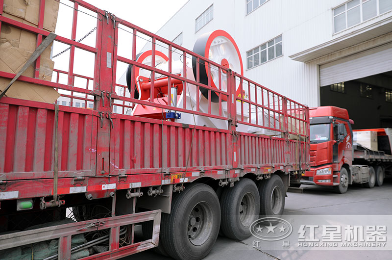 69鄂式破碎機規(guī)模中等，價格便宜合理