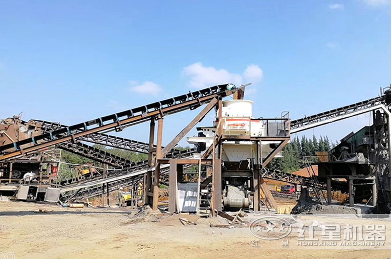 人工制砂機(jī)生產(chǎn)現(xiàn)場 人工制砂機(jī)生產(chǎn)現(xiàn)場