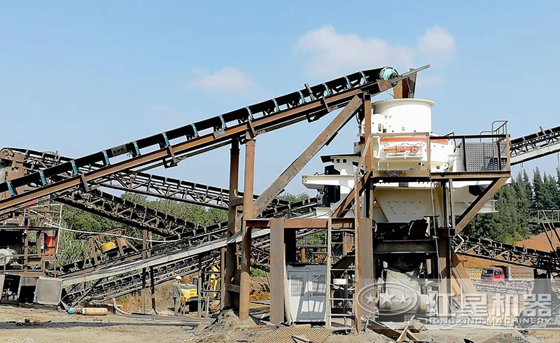 客戶來廠咨詢：想購買日產(chǎn)1000噸的制砂機，有推薦的型號嗎？