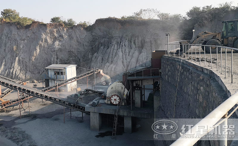 PCZ1615重錘式破碎機(jī)產(chǎn)量是多少？多少錢(qián)一臺(tái)？