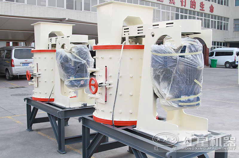 每小時(shí)10噸復(fù)合破碎機(jī)價(jià)格便宜，小型生產(chǎn)線必備