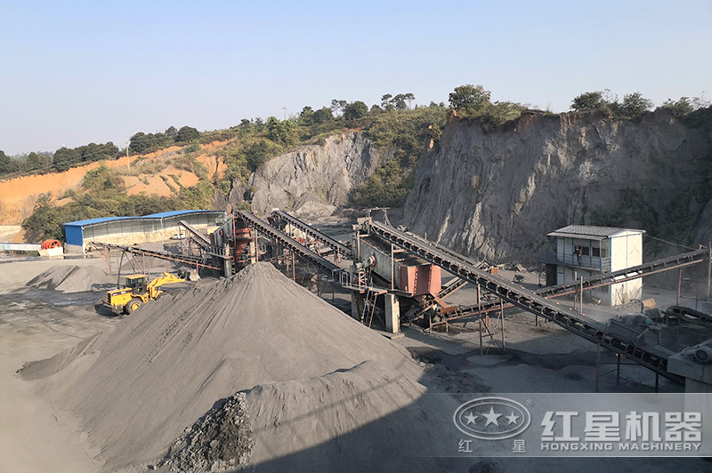 破碎生產(chǎn)線中碎石機不可少 破碎生產(chǎn)線中碎石機不可少