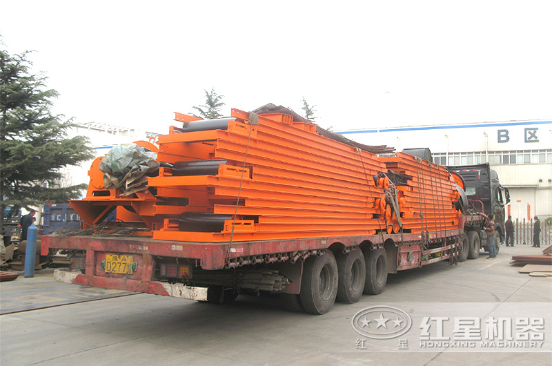 輸送帶發(fā)貨 輸送帶發(fā)貨