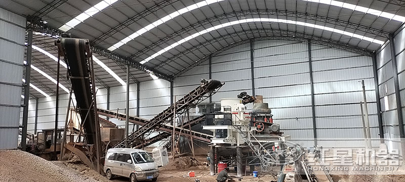 碎沙機(jī)設(shè)備多少錢一套，一天能生產(chǎn)多少？