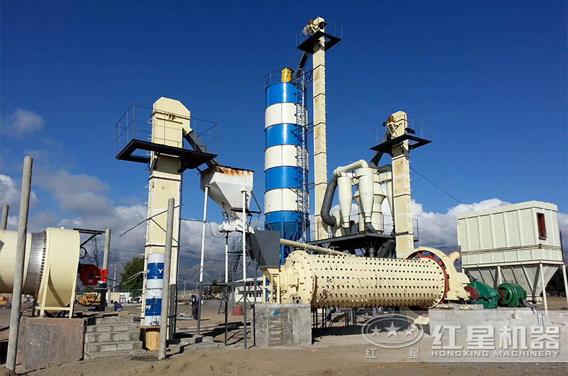 水泥球磨機作業(yè)現場