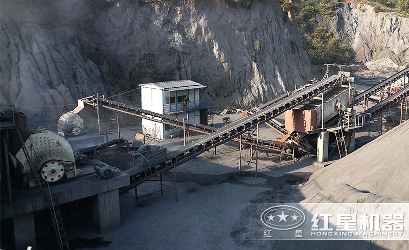 錘式制砂機(jī)單機(jī)配置的一套制沙生產(chǎn)線(xiàn) 錘式制砂機(jī)單機(jī)配置的一套制沙生產(chǎn)線(xiàn)